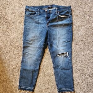 J Crew distressed blue jeans size 18/34